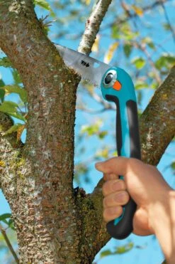 GARDENA Snoeizaag Inklapbaar 200 P -Gardena Winkel gardena snoeizaag inklapbaar 200 p 1000x1500 640af7ffaf8b6 l